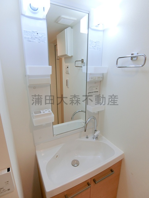 洗面設備　洗面脱衣所　独立洗面台　洗濯機置き場