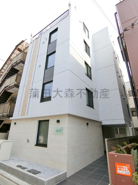 建物外観　2026年7月築　RC鉄筋コンクリート造地上5階建て総戸数1