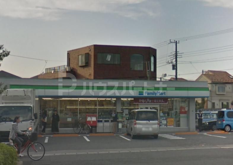コンビニ　ファミリーマート花輪インター店（コンビニ）まで330m