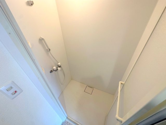 バス・シャワールーム　綺麗なシャワールームです。