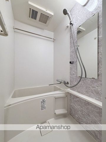 地下鉄千日前線 阿波座駅 徒歩9分 9階建 築7年の風呂写真