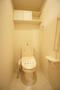 トイレ　清潔感のある洗浄便座付トイレです☆
