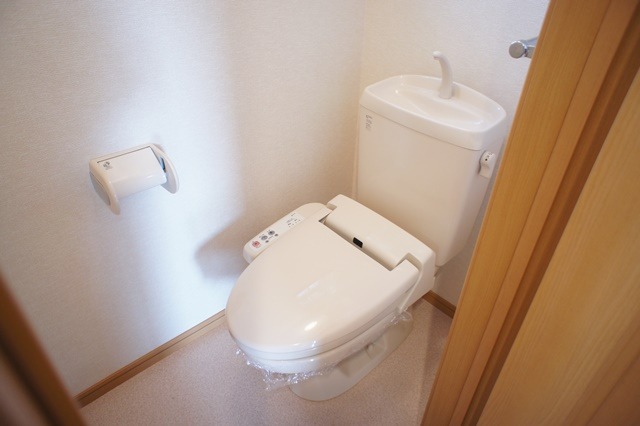 トイレ　図面と現状に相違がある場合には現状を優先