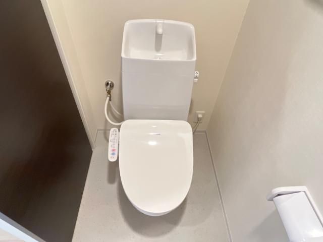 京阪本線 香里園駅 徒歩17分 2階建 築2年のトイレ写真