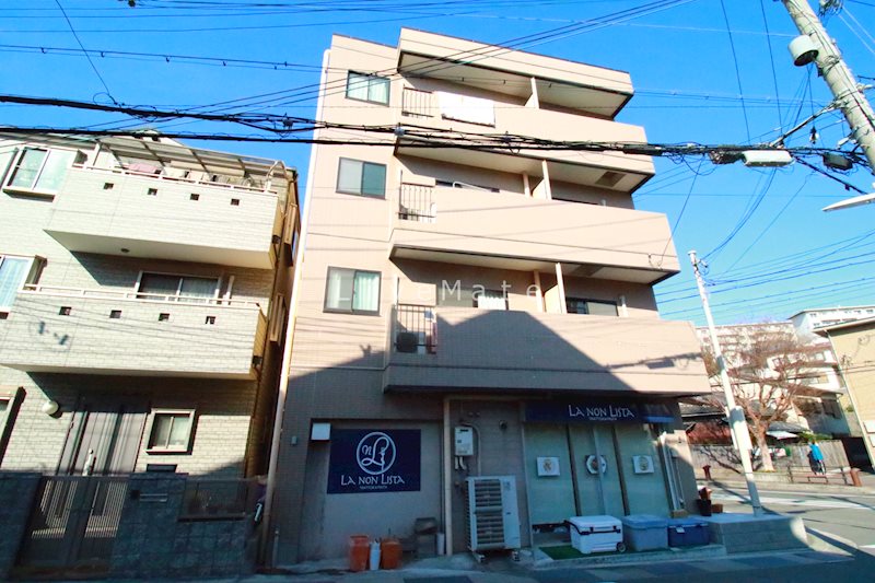 アールヴィラージュの外観写真