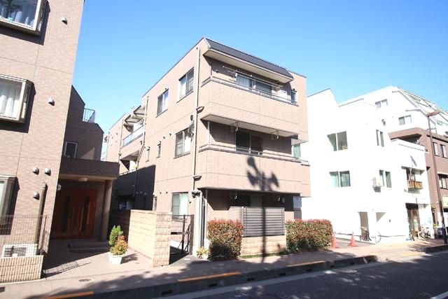 建物外観　お電話でお問い合わせを頂くとスムーズです♪