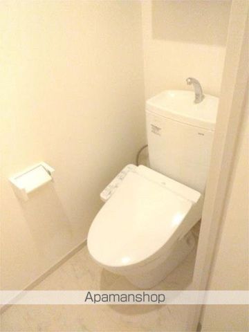 東武東上線 大山駅 徒歩13分 3階建 築3年のトイレ写真