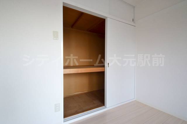 収納　ベルハイツ西市
