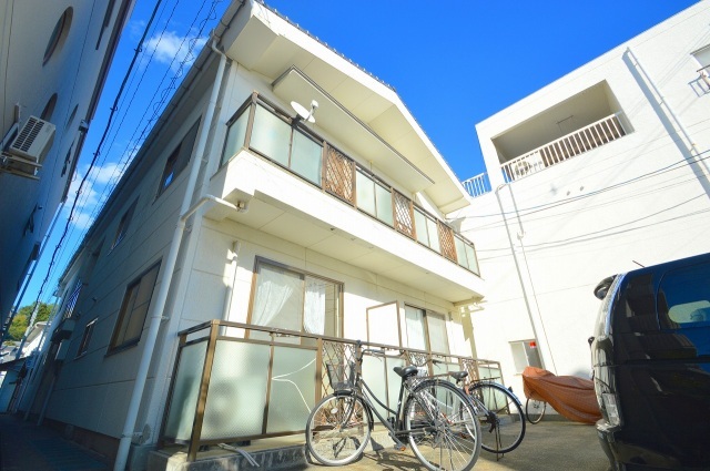 安芸郡海田町新町のマンションの建物外観