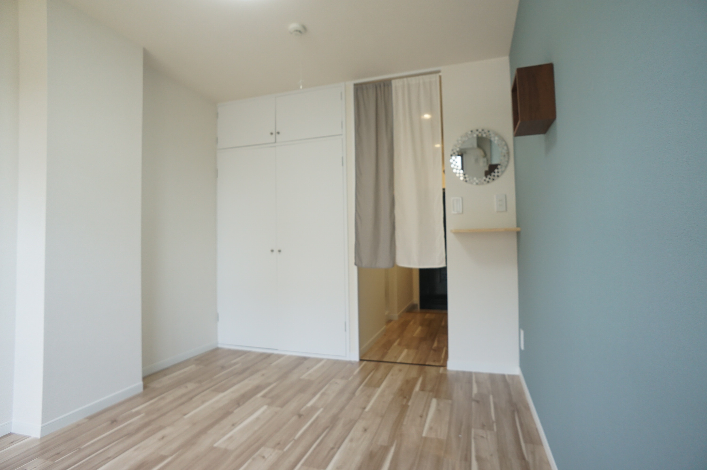 居室・リビング　【参考画像】別室同タイプ実際のお部屋とは異なります