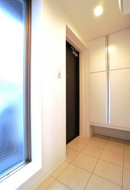 玄関　他部屋参考写真