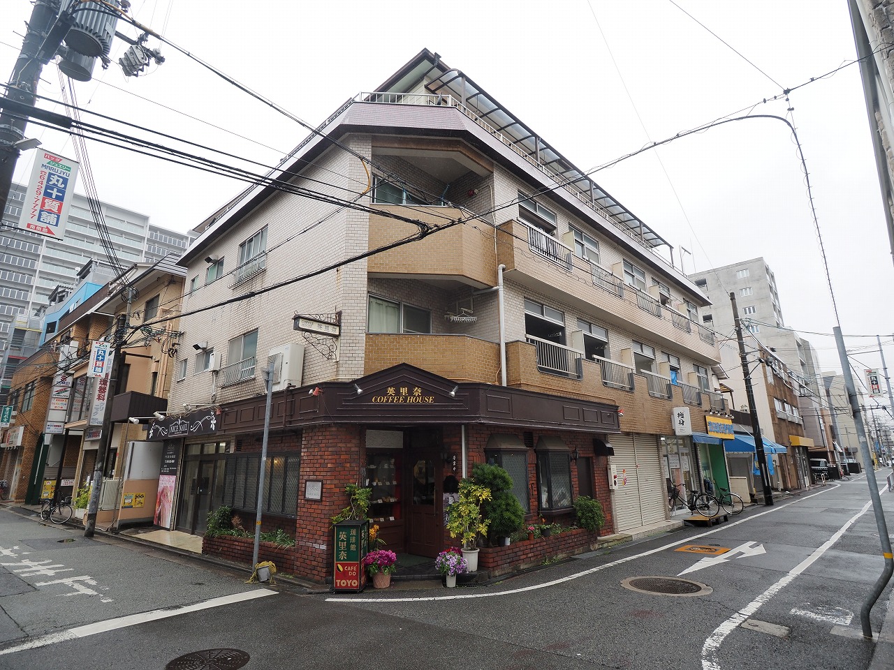 山下マンションの外観写真