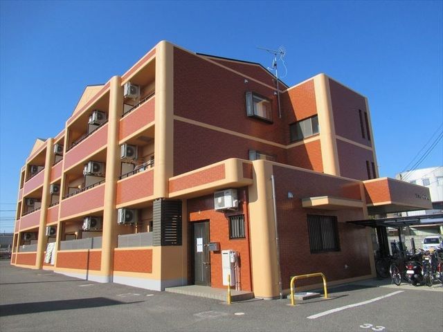 和歌山市中島のマンションの建物外観