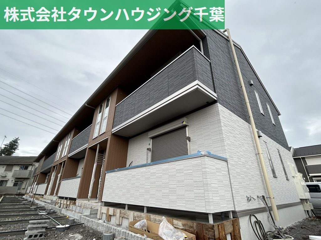 【四街道市栗山のアパートの建物外観】