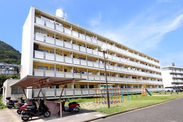 ビレッジハウス福田本町2号棟の建物外観