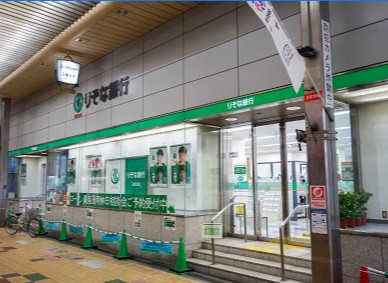 銀行　りそな銀行三国支店（銀行）まで628m