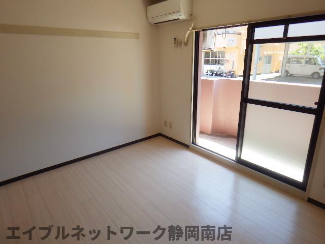 【静岡市駿河区中田本町のマンションのその他部屋・スペース】