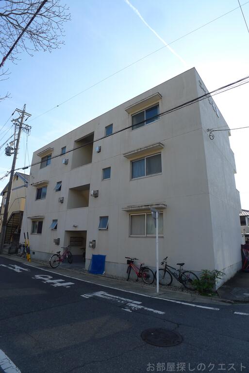 名古屋市昭和区田面町のマンションの建物外観