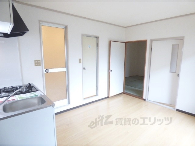 居室・リビング　リビング