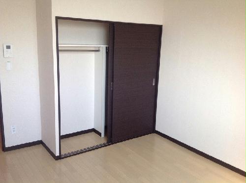 居室・リビング　居室収納