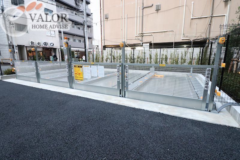 【川崎市川崎区南町のマンションの駐車場】