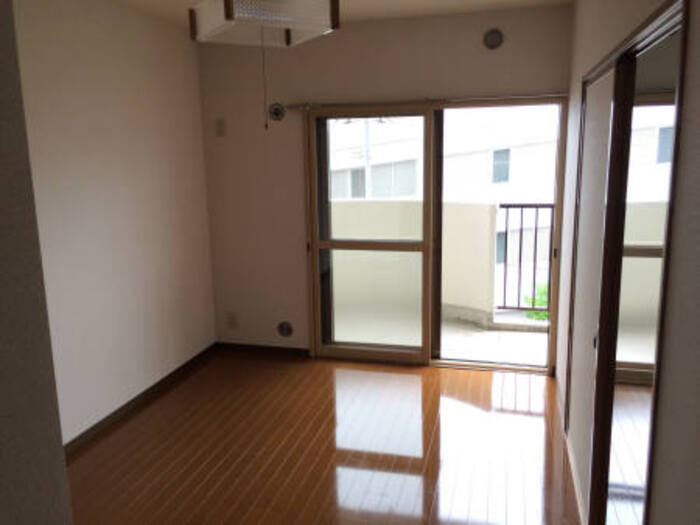 居室・リビング　リビング