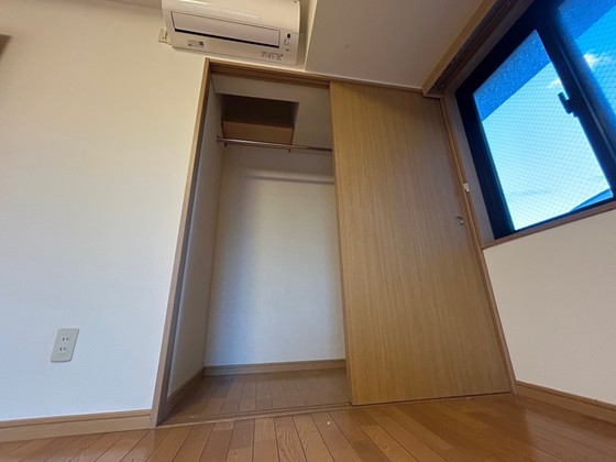 収納　※別部屋の写真です