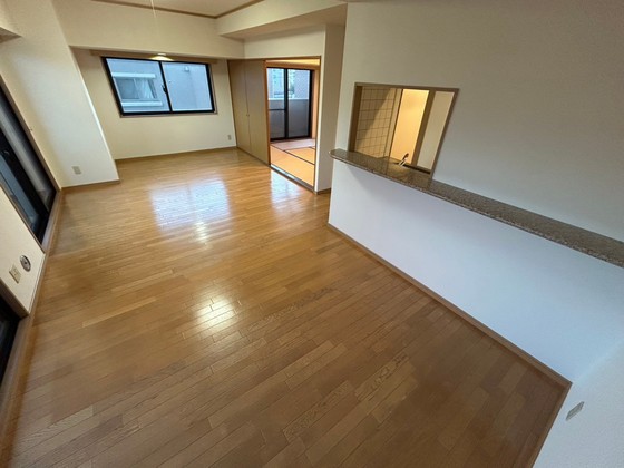 居室・リビング　※別部屋の写真です