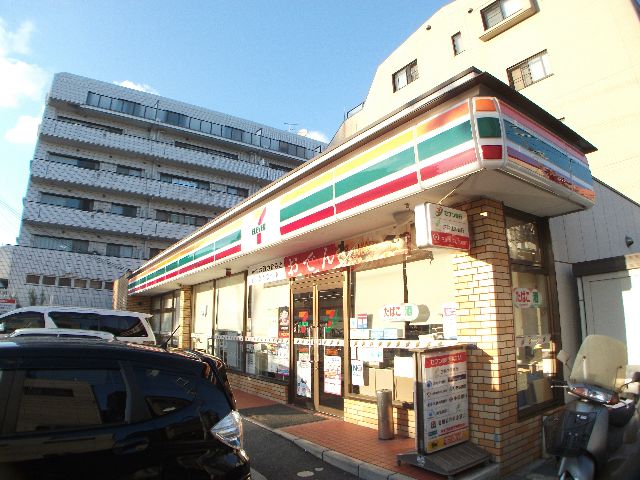 コンビニ　セブンイレブン神戸記田町3丁目店（コンビニ）まで56m
