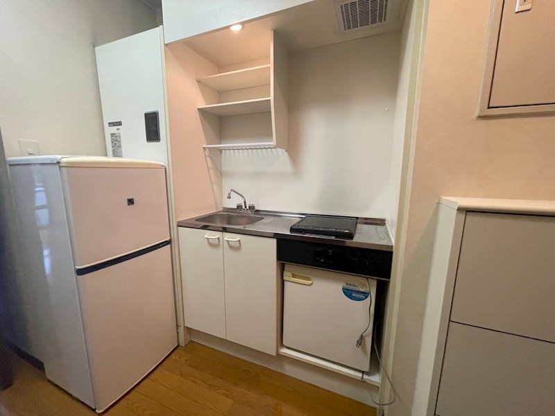 キッチン　嬉しいコンロ付のキッチンです。お料理も楽しめそうですね♪