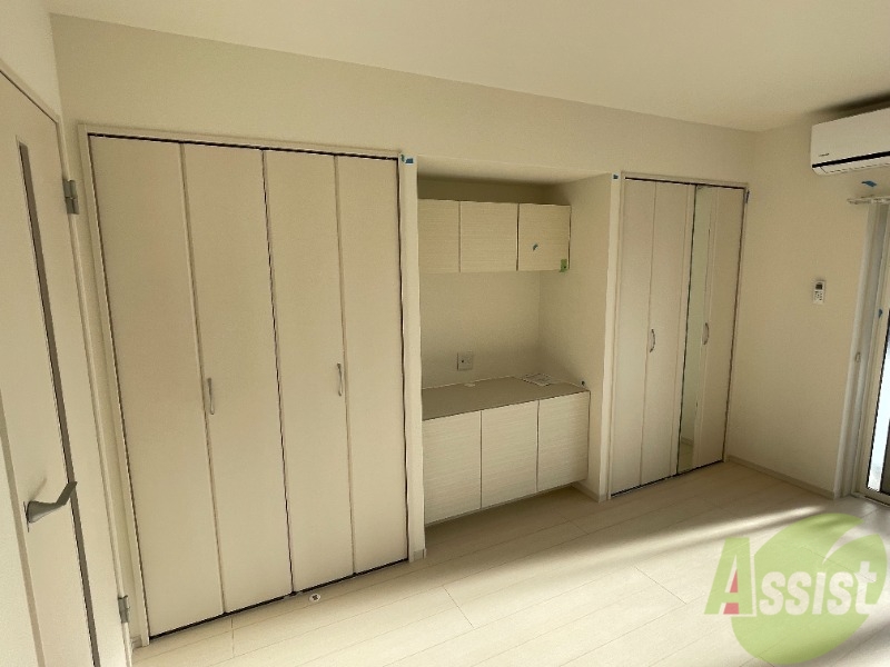 収納　収納が充実しているので荷物の多い方も安心ですね。