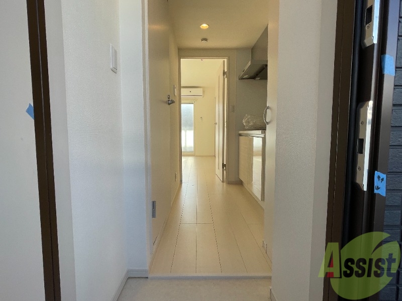 玄関　玄関から見た景色はこちらです。イメージできますか。