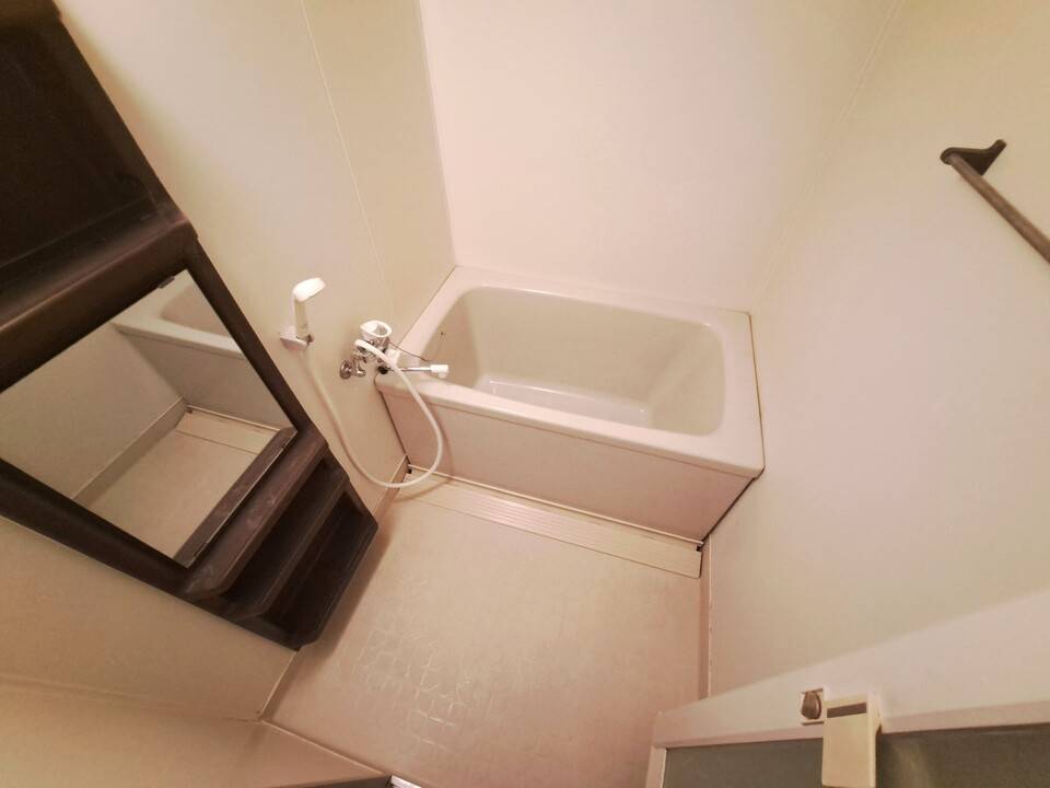 バス・シャワールーム　浴室