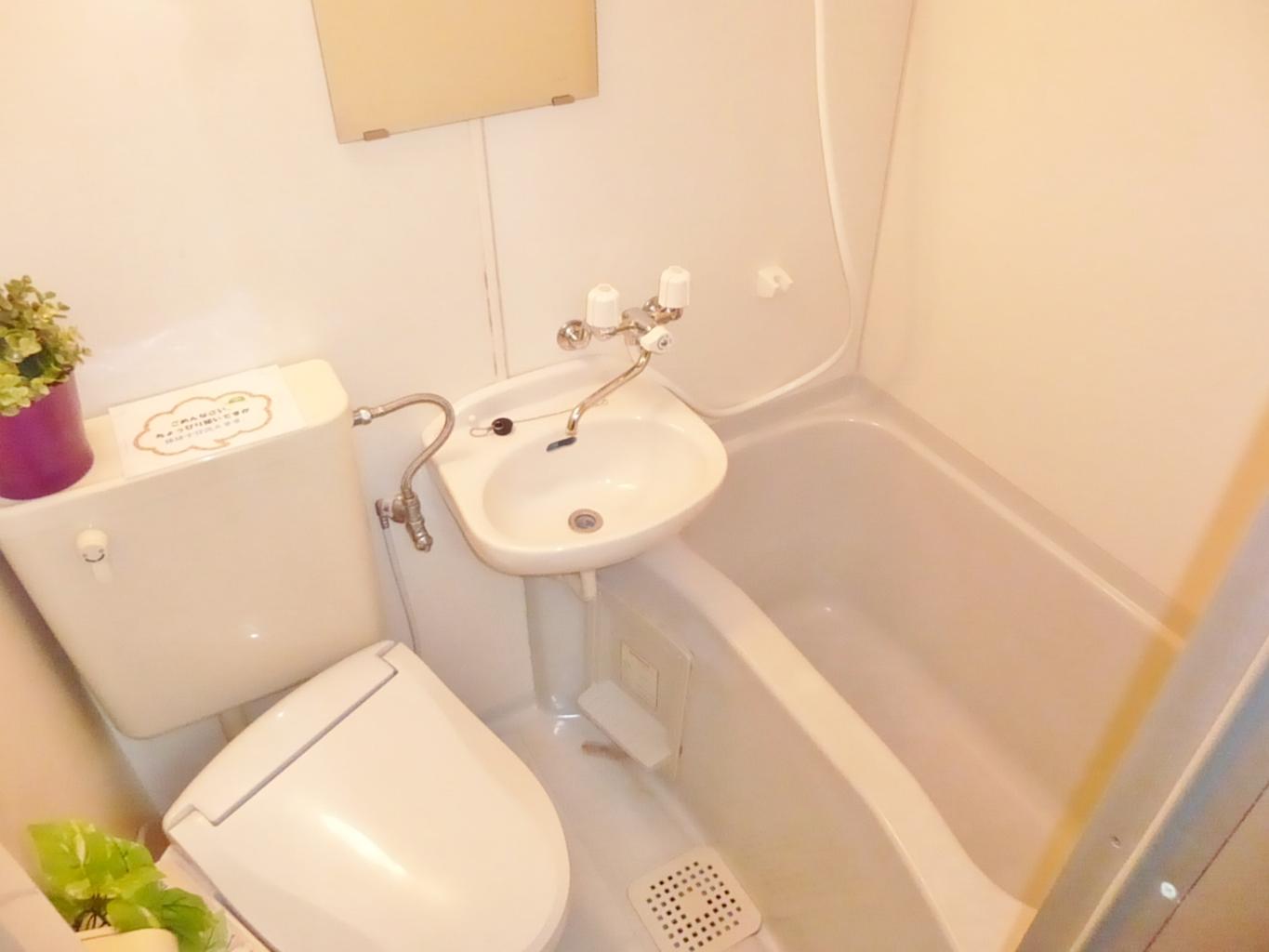 バス・シャワールーム　綺麗なお風呂は癒されますね♪