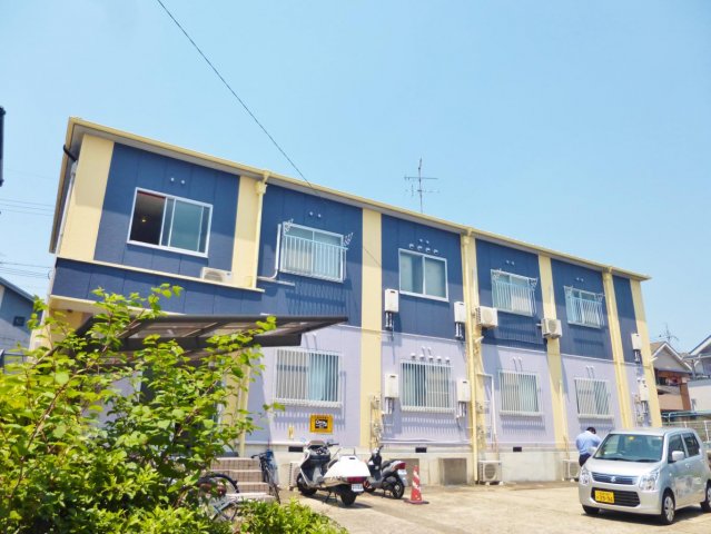 建物外観　スタイリッシュな外観がいいですね♪