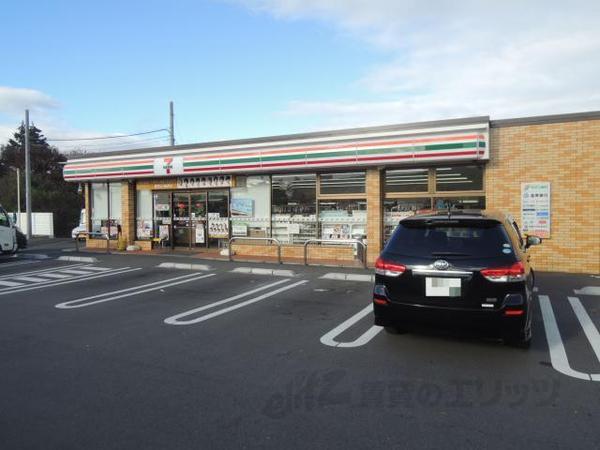 コンビニ　セブン-イレブン　八日市インター店（コンビニ）まで230m