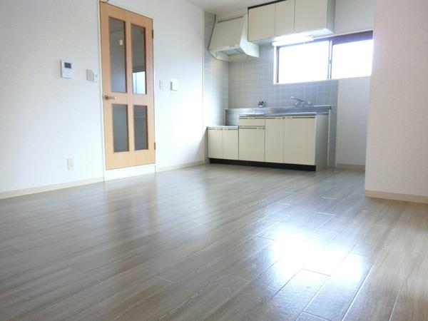 居室・リビング　フローリング♪