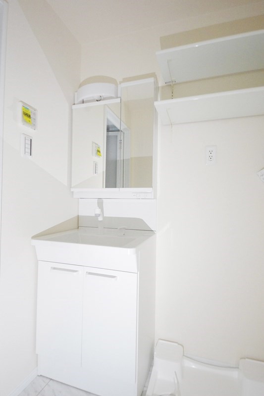 洗面設備　類似室内