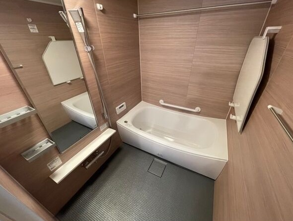 バス・シャワールーム　同タイプ参照