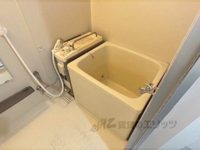 バス・シャワールーム　バス