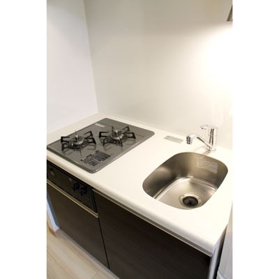 キッチン　家具家電付きセットアップ賃貸