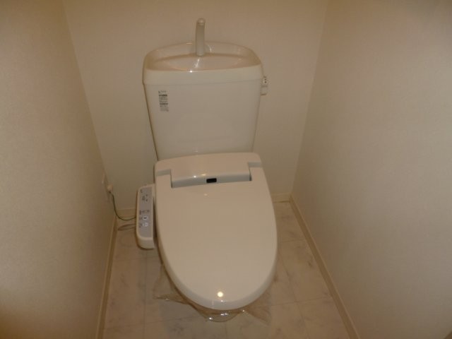 トイレ　ウォシュレット