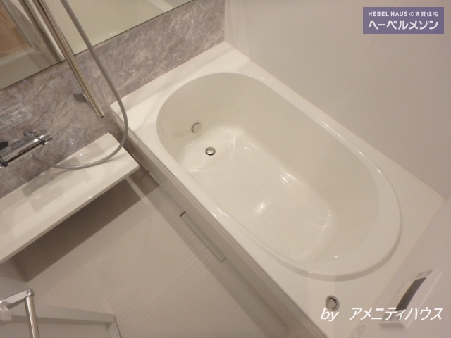 バス・シャワールーム　[参考]同建築会社ヘーベルメゾンの施工例（現況優先）