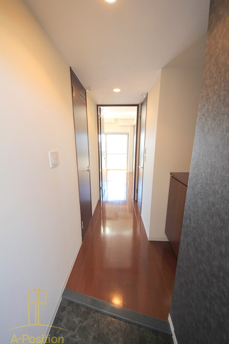 玄関　エコロジー立売堀レジデンス