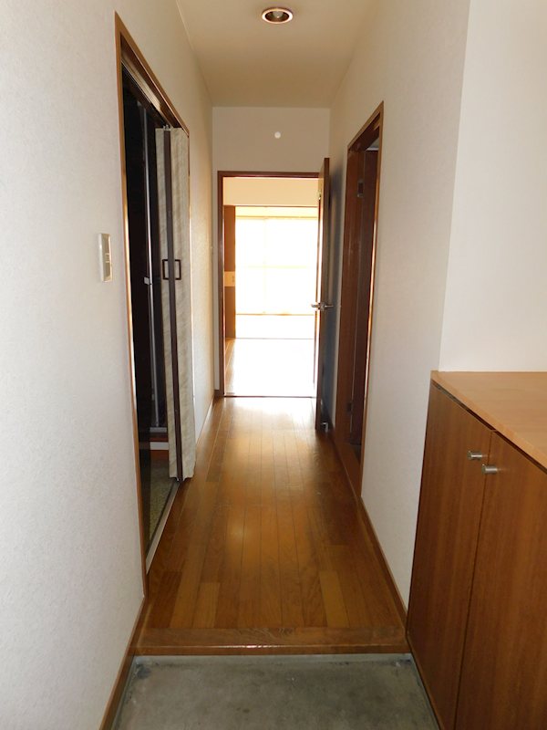 玄関　モデルルーム