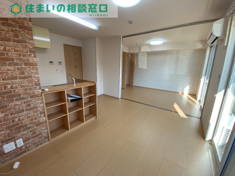 居室・リビング　同型