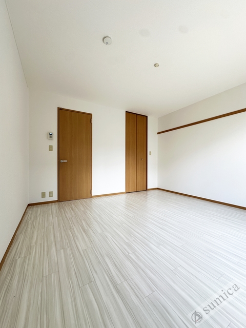 居室・リビング　広々８帖・レイアウトは自由自在です♪♪