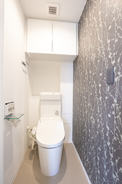 トイレ　※写真は同タイプ住戸です。