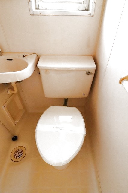 トイレ　お掃除しやすいユニットバス☆