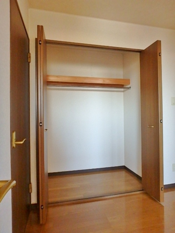 収納　図面と現状に相違がある場合には現状を優先